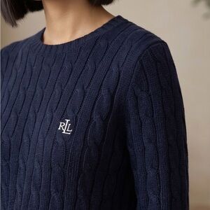 Lauren Ralph Lauren Classic Elegant Navy Cable-Knit Crewneck Sweater
